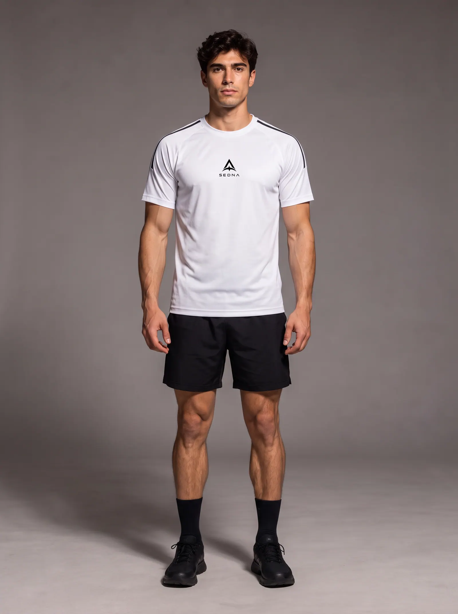 Remera SEDNA blanco, puesta, de frente